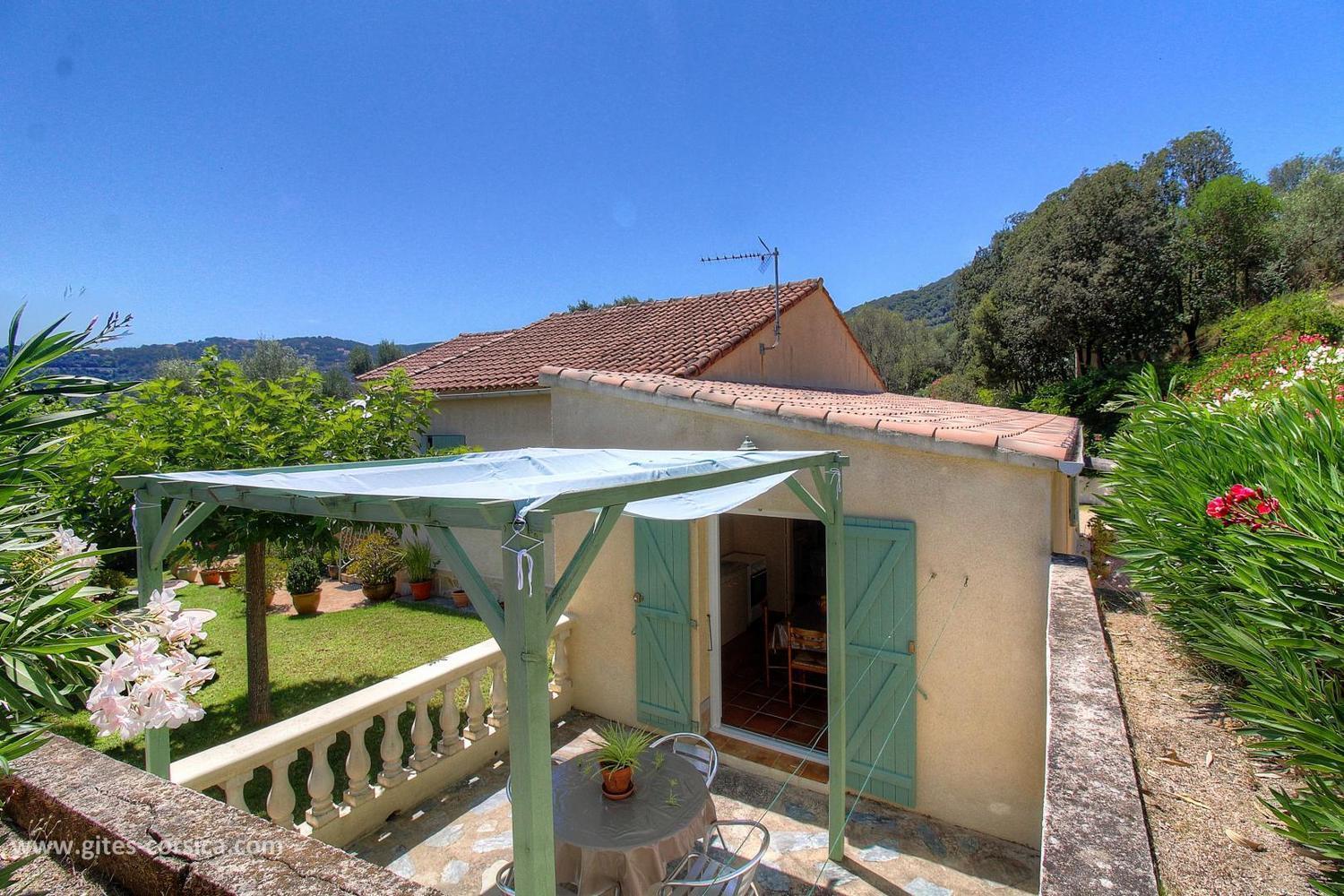 L'Amandier -Le Figuier-Les Lauriers Roses Ajaccio (Corsica) Exterior foto
